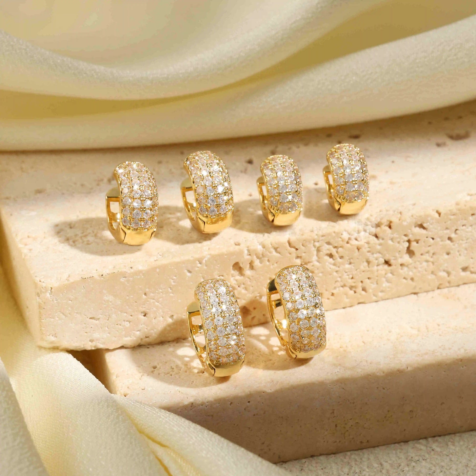 Fashion Love Round Cubic Zirconia Earrings For Women Men Gold Silver Copper Metal Earring Party Daily Jewelry