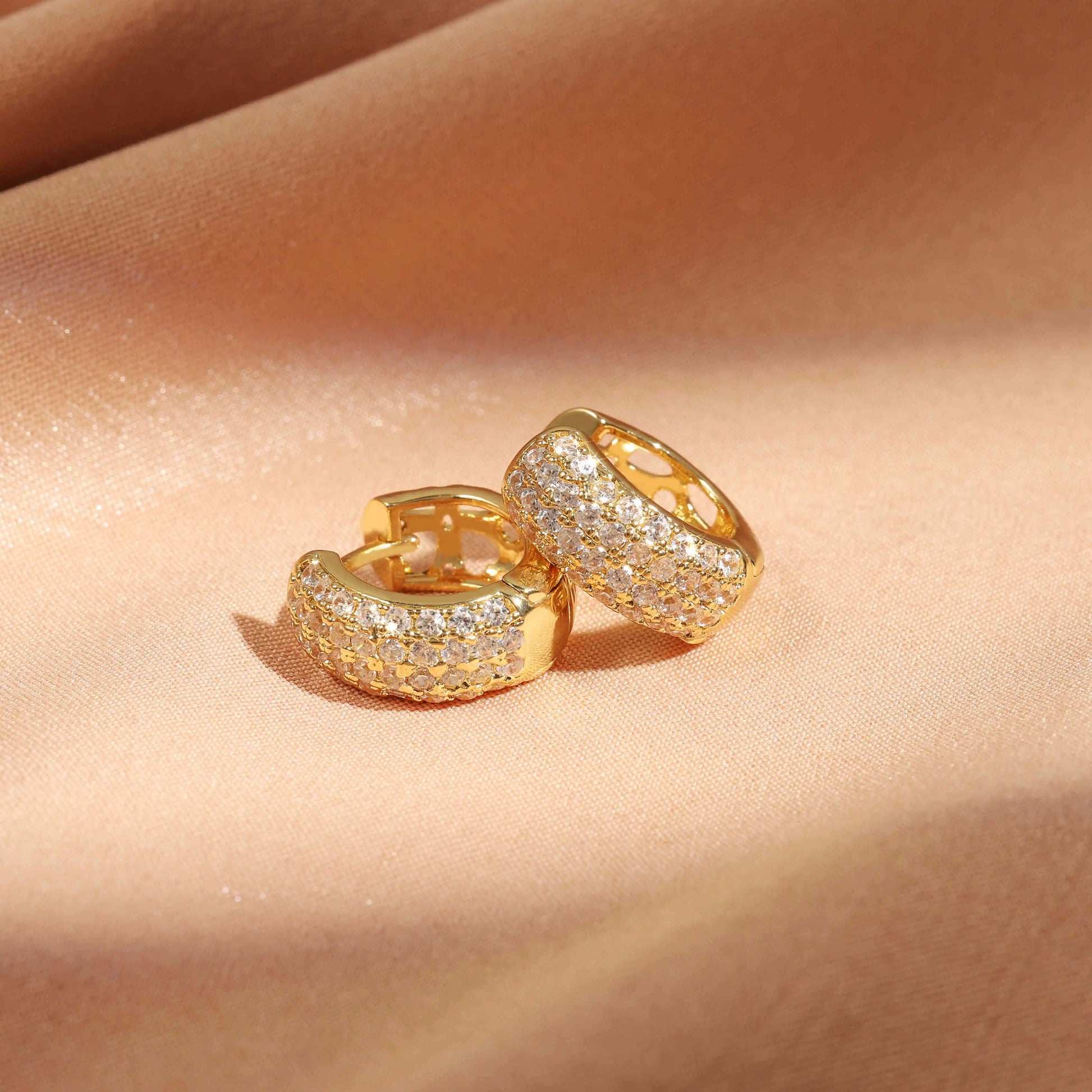 Fashion Love Round Cubic Zirconia Earrings For Women Men Gold Silver Copper Metal Earring Party Daily Jewelry
