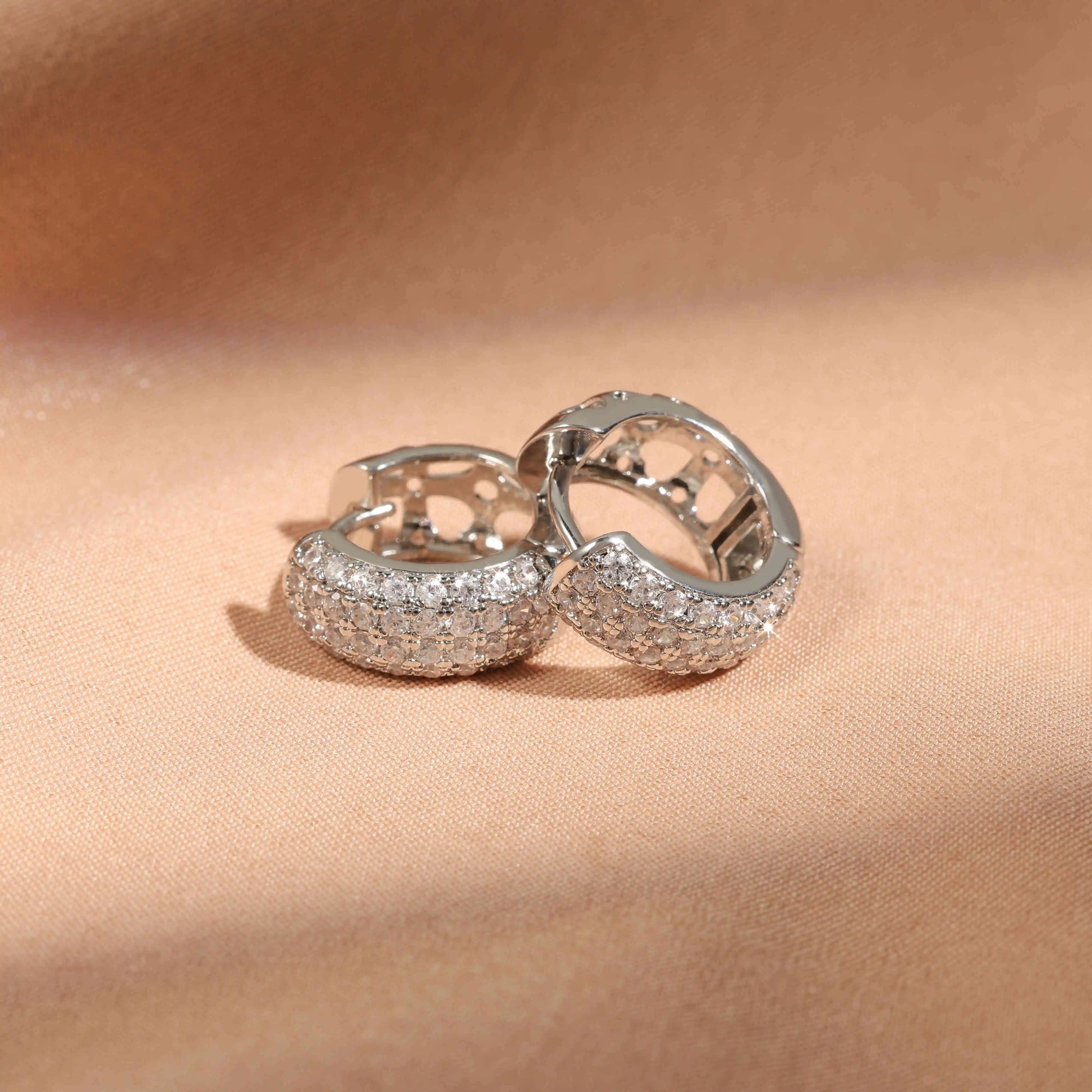 Fashion Love Round Cubic Zirconia Earrings For Women Men Gold Silver Copper Metal Earring Party Daily Jewelry