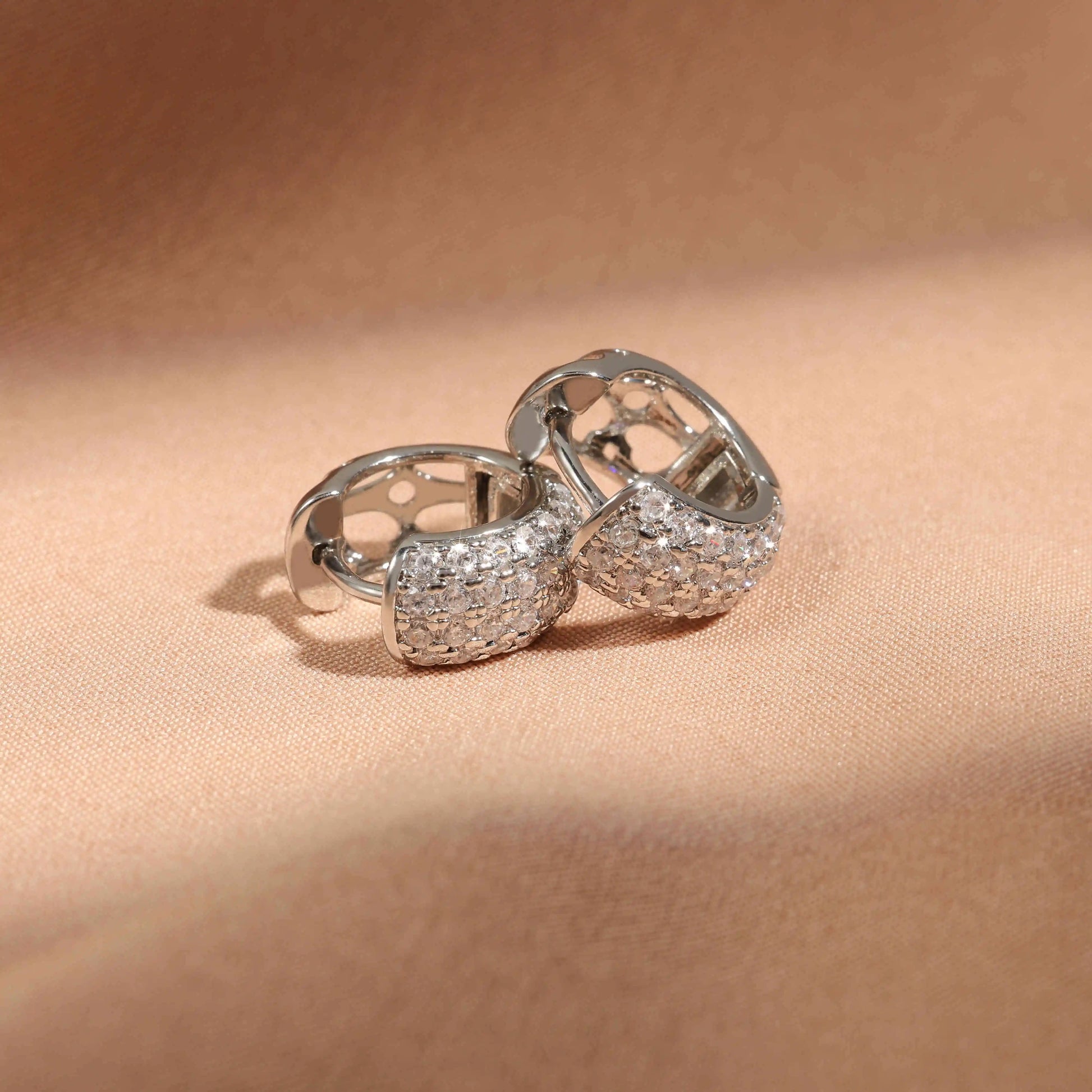 Fashion Love Round Cubic Zirconia Earrings For Women Men Gold Silver Copper Metal Earring Party Daily Jewelry