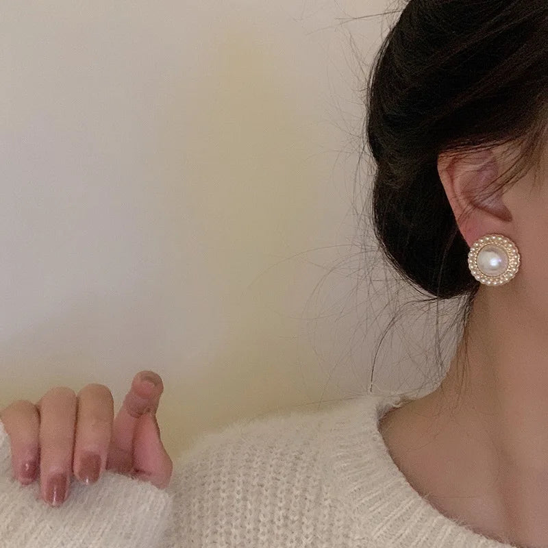 Fashion Gold Color Big Pearl Stud Earrings For Women Bohemian White Imitation Pearl Temperament Earrings Jewelry Accessories