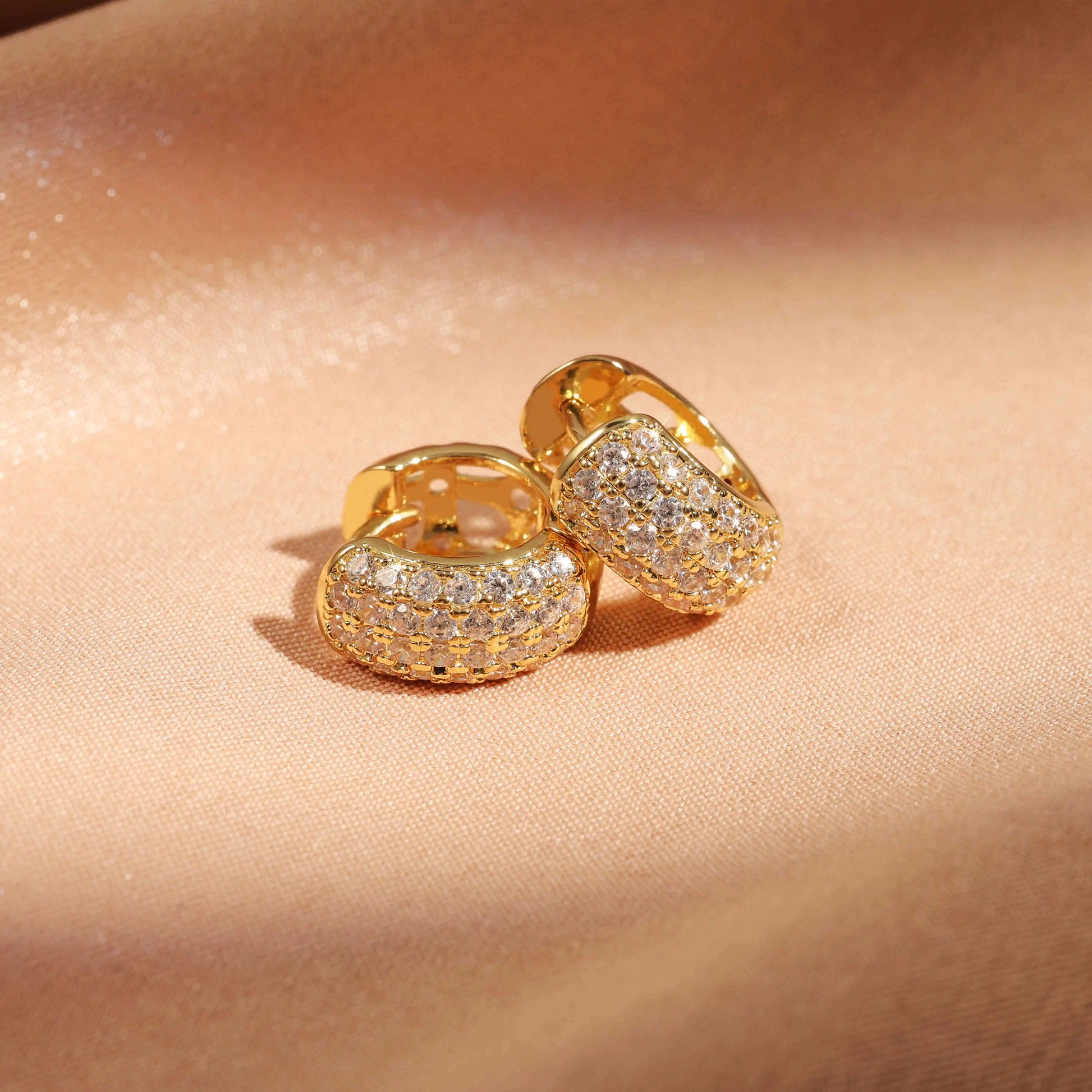 Fashion Love Round Cubic Zirconia Earrings For Women Men Gold Silver Copper Metal Earring Party Daily Jewelry